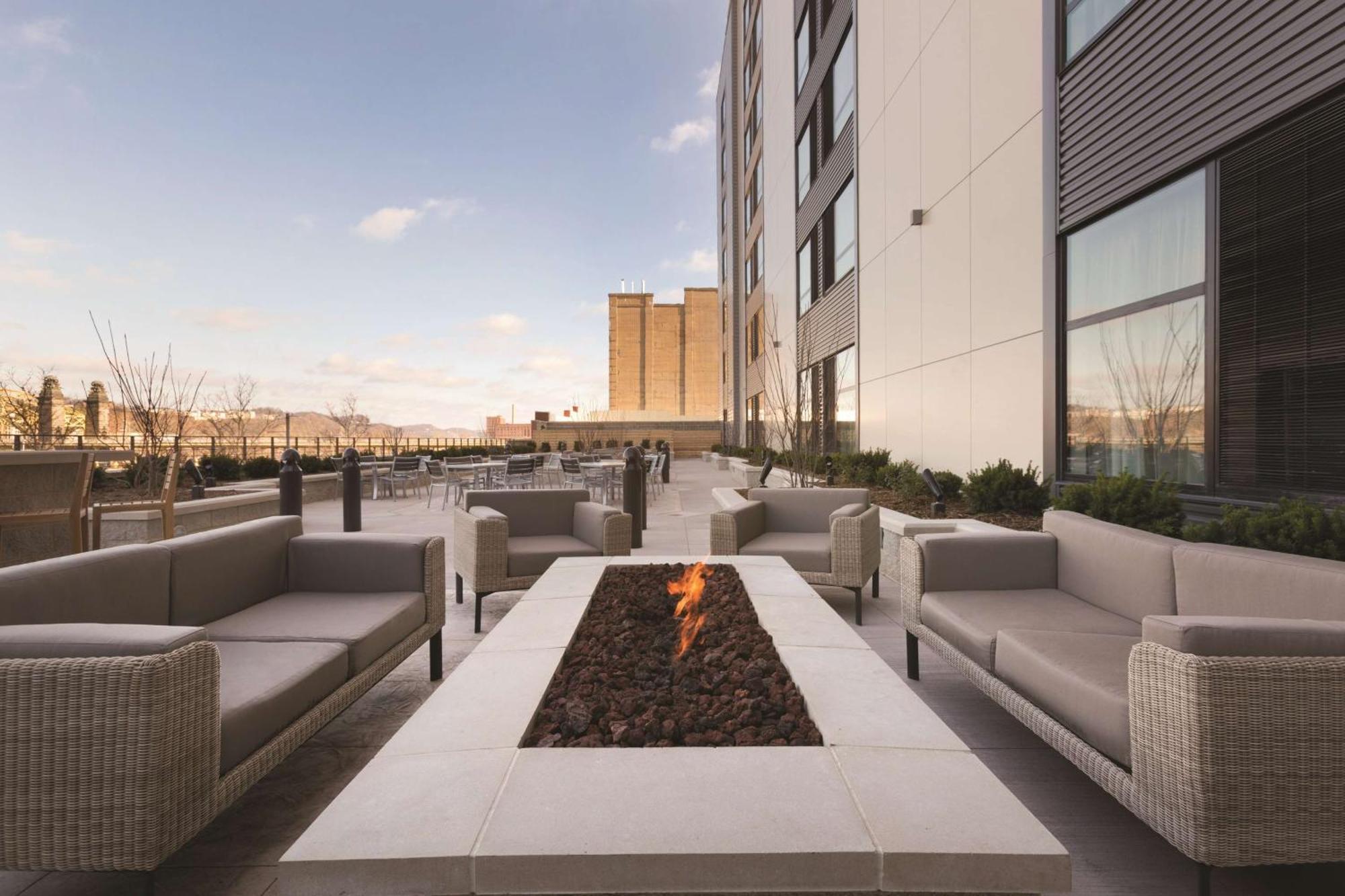 Homewood Suites By Hilton Pittsburgh Downtown Exterior foto